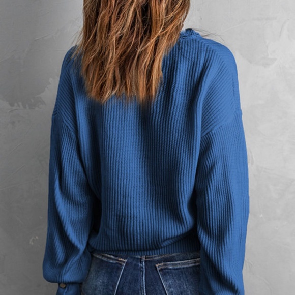 NWOT Lace Front V Neck Knitted Pullover Sweater(224515) - Picture 4 of 6